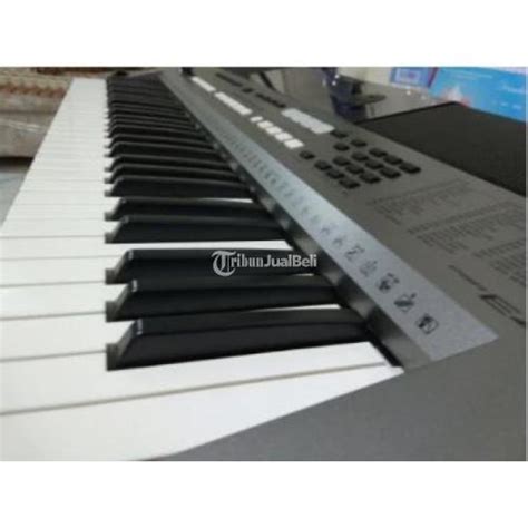 Keyboard Merek Yamaha Tipe Psr E Second Mulus Terawat Normal Di