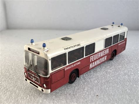 Herpa MAN SÜ 240 Bus FW ELW Hannover Umbau im Maßstab 1 87 H0 HO