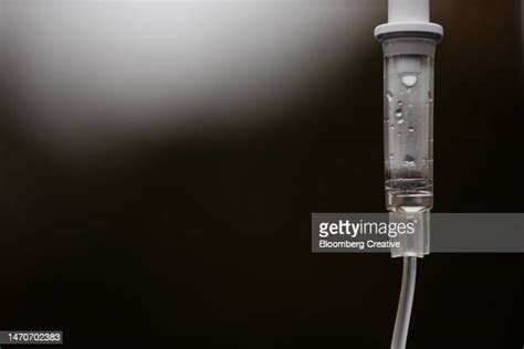 352 Iv Dosing Stock Photos, High-Res Pictures, and Images - Getty Images