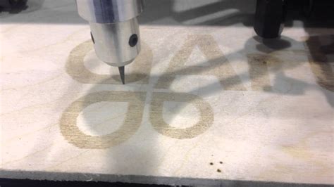 Универсальный плоттер Vicsign-630. Выжигание по дереву - YouTube