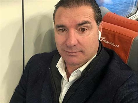 Lisola Dei Famosi Lorenzo Amoruso Fuori Dal Cast La Delusione