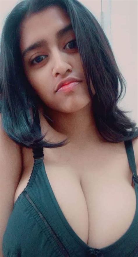 Bangladeshi Cam Girl Sanjana Saba Big Boobs Naked Pictures