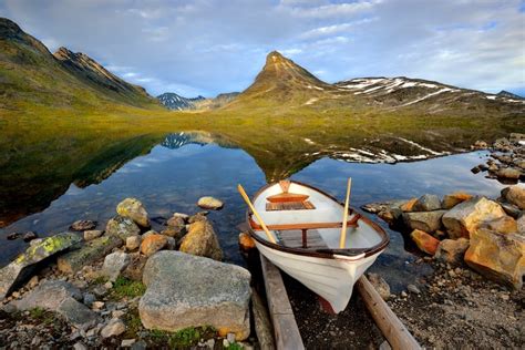 What to Know Before Hiking in Jotunheimen (Tips + Trails)