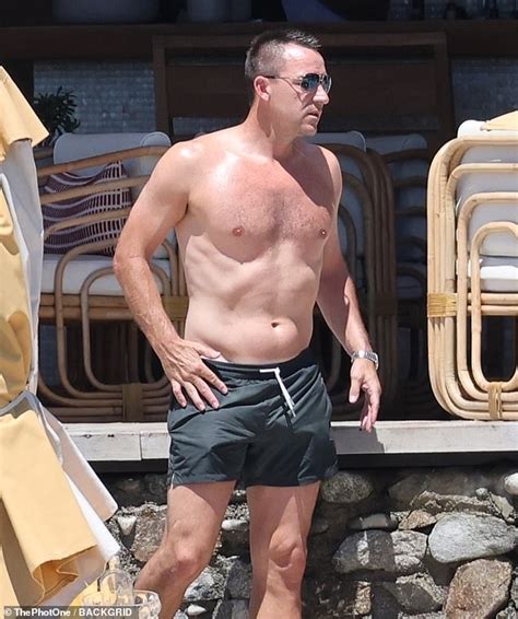 John Terry Soaks Up The Sun With His Bikini Clad Wife Toni Newsfeeds