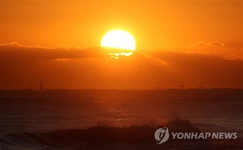 새해 해맞이는 강릉에서 강릉시 3년 만에 해맞이 행사