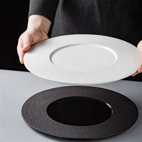 HOT Đĩa tròn phẳng viền rộng size đại 30cm Sarang 2 màu trắng đen