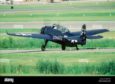 Grumman Tbf Avenger Hi Res Stock Photography And Images Alamy