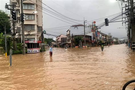 Chiang Mai City Flooded As Ping River Overflows