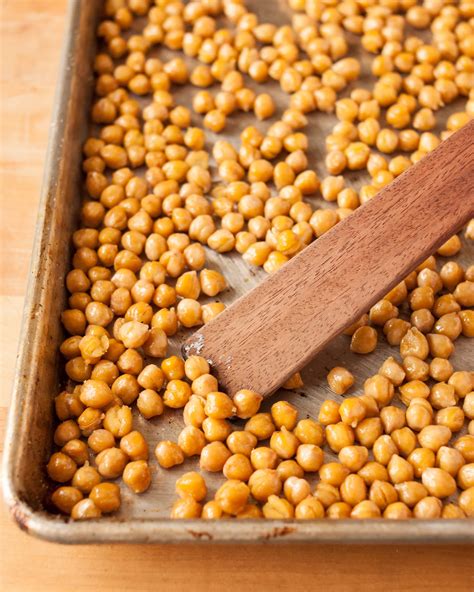 How To Make Crispy Roasted Chickpeas In The Oven Kitchn