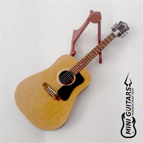 Мини гитара GUILD d35 | Пикабу