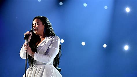 2020 Grammys: Demi Lovato's emotional performance of new song 'Anyone ...