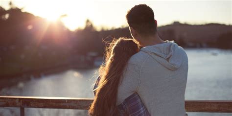 Voici Les 3 Techniques Que Les Femmes Adorent Pendant Le Sexe Anal Cosmopolitan Fr