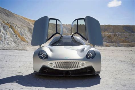 Curvaceous Electric Concept Cars : electric concept car