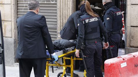 Una Mujer Es Asesinada Por Su Pareja En El Bar Que Regentaba En Bilbao