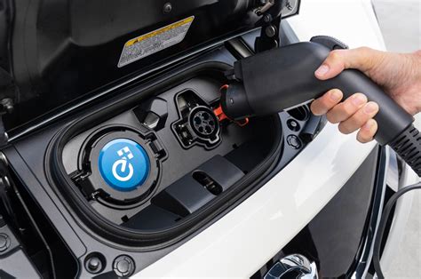 Ev Charging Points In Singapore Lta Details Expansion Measures Torque