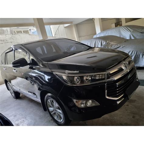 Mobil Toyota Kijang Innova Bekas Tahun 2016 Warna Hitam Metalik Siap