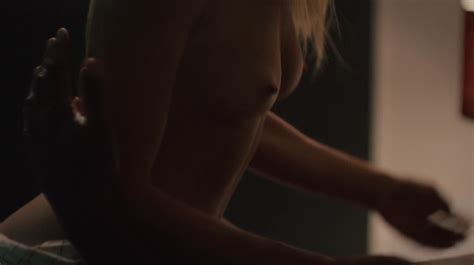 Naked Leela Tömas in Rounds Lockdown