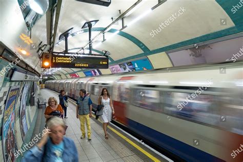 Russell Square Tube Station London Underground Editorial Stock Photo ...