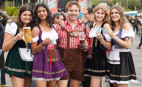 Oktoberfest Paris | Bayerische Alpen