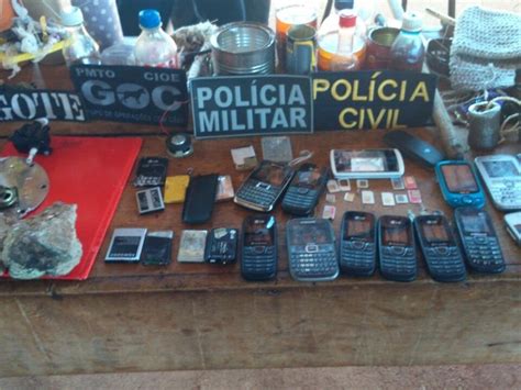 G1 Polícia acha celular dentro de bíblia durante revista em presídio