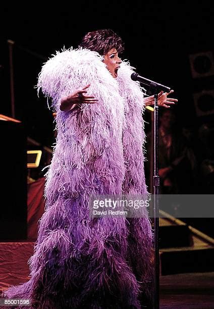 4 903 Shirley Bassey Photos And High Res Pictures Getty Images