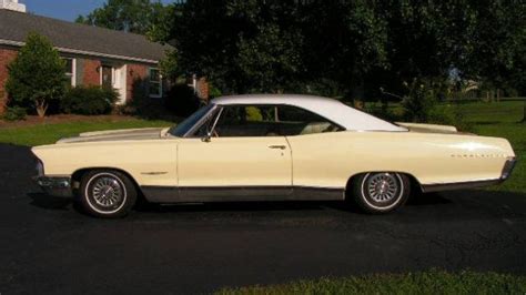 Pretty As A Picture 1965 Pontiac Bonneville Barn Finds