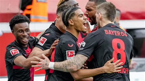 Le Bayer Leverkusen sacré champion d Allemagne