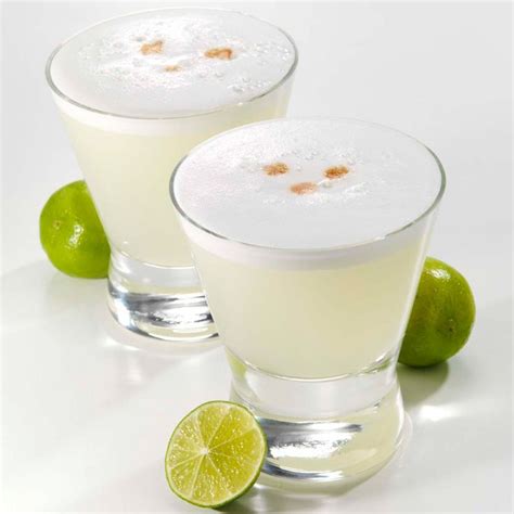 Classic Peruvian Pisco Sour Cocktail Receta Pisco Sour Comida