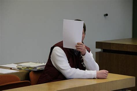 Sex Täter überfällt Jährige im Treppenhaus Abendzeitung München