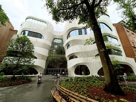 AMNH Exterior-fotor-20231016131555 | InPark Magazine