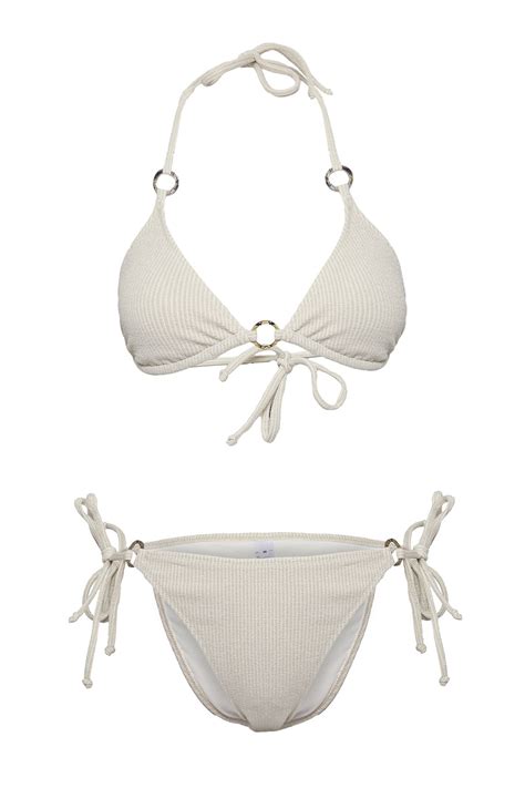 Trendyolmilla Bej Üçgen Aksesuarlı Simli Dokulu Regular Bikini Takımı TBESS25BT00014 Fiyatı