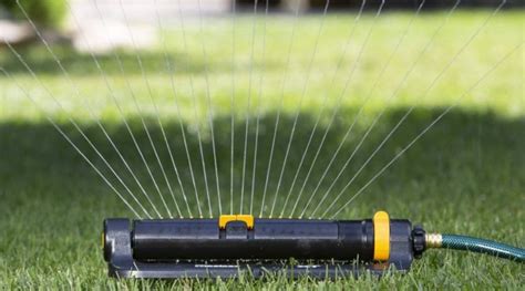 Best Sprinkler For Large Areas Reviews 2019