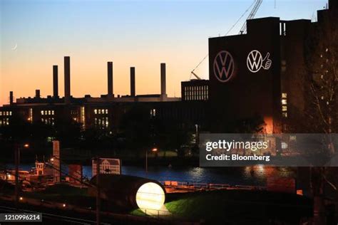 Volkswagen Headquarters Photos and Premium High Res Pictures - Getty Images