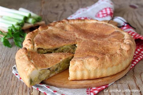 Calzone Di Cipolle Pugliese Ricetta Tipica Pugliese Ricette Pasti