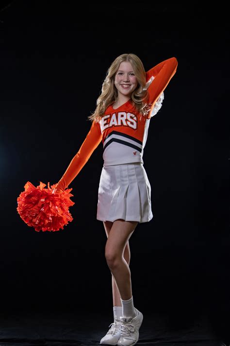 White Bear Lake Varsity Cheerleading Portraits 2022 Lisa Siddons