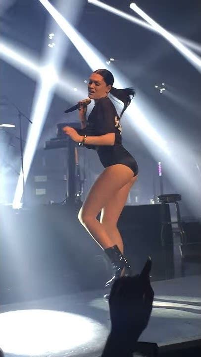 Jessie J Sexy Lady Manchester Front Row Youtube