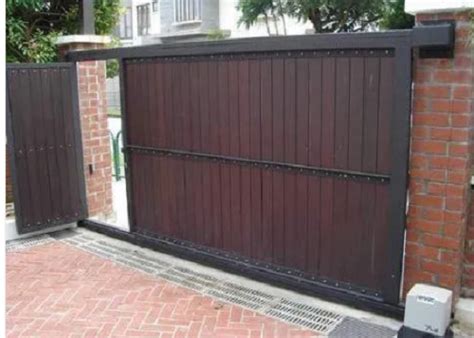 Brown 4x8 Feet Exterior Mild Steel Sliding Gate For Home At Best Price