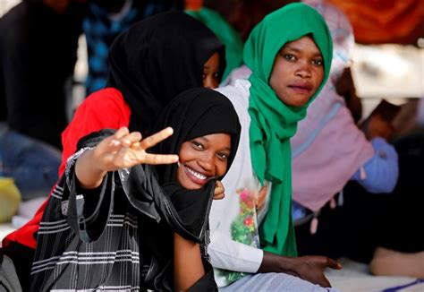 Women Lead Sudan's Battle for Regime Change | Sojourners