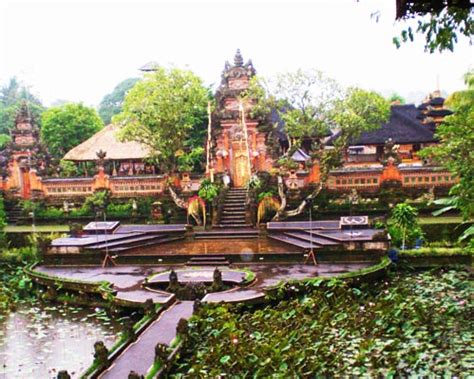 Ubud Royal Palace | Bali tours, Bali climbing tour, Bali cooking class