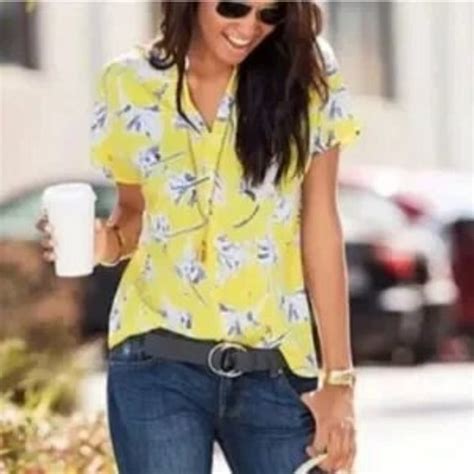 Cabi Tops Cabi 523 Stevie Sunny Days Yellow Floral Blousesize M