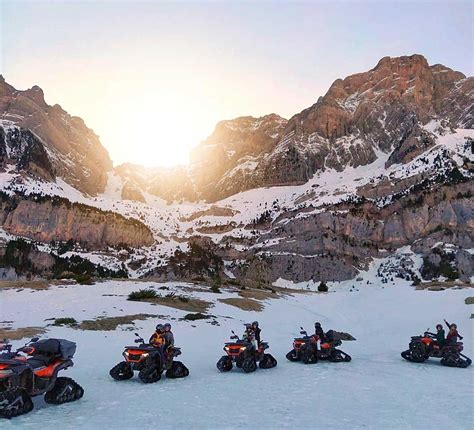 Las Mejores Excursiones Con Motos De Nieve