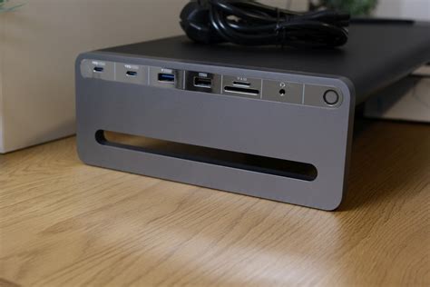 Anker 675 Review Practical Docking Station Including Monitor Stand