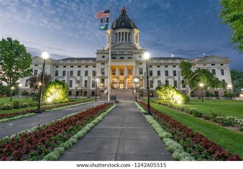 139 South Dakota State Capitol Stock Photos, Images & Photography ...