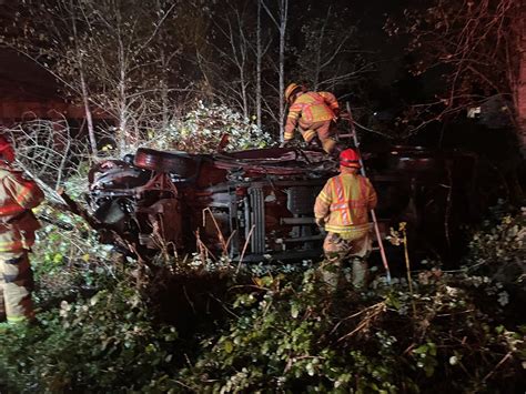 Minor Injuries Reported After Multi Vehicle Crash On I 5 Near Blaine