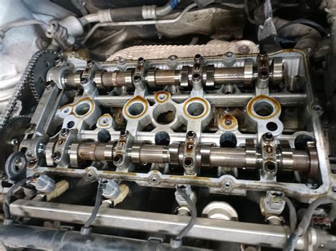 Замена прокладки клапанной крышки — KIA Cerato (2G), 2 л, 2011 года ...