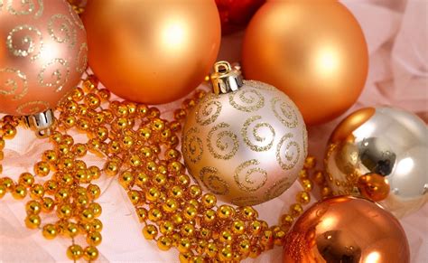 Wallpaper Christmas Decorations Balloons Glitter Gold Beads