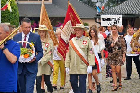 Dożynki gminne 2022 w Skarbimierzu Osiedlu Korowód dożynkowy ciekawe