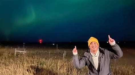 Incredibly Bright Aurora Borealis Lights Up Albertas Night Sky Cbc News