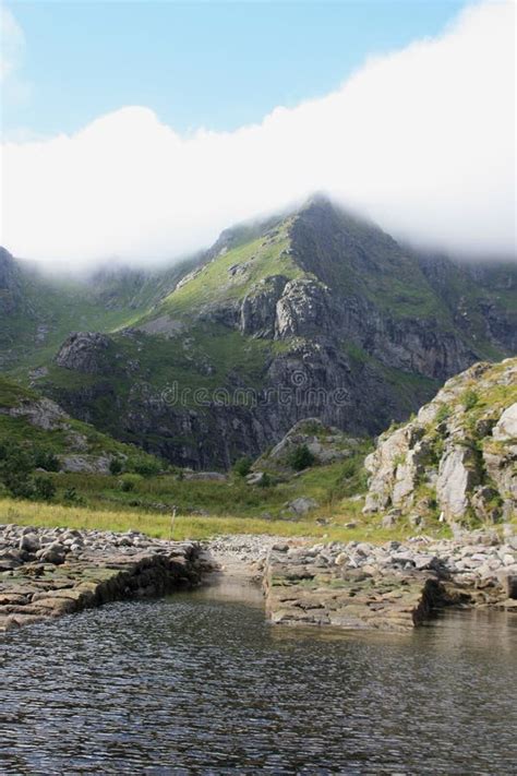 Stone Docks Of Henningsvaer Stock Photo Image Of Arctic Land 13909418