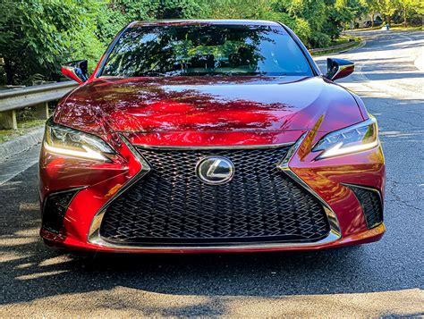 2021 Lexus ES250 F Sport – Luxury For Everyone